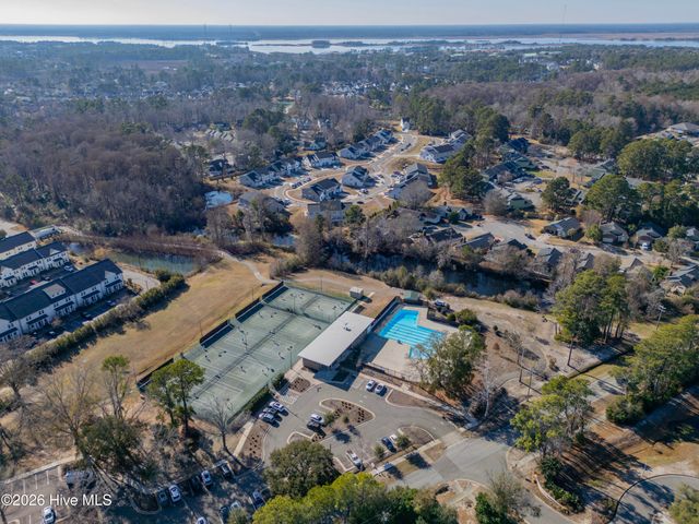 4004 Echo Farms Boulevard, Wilmington, NC 28412