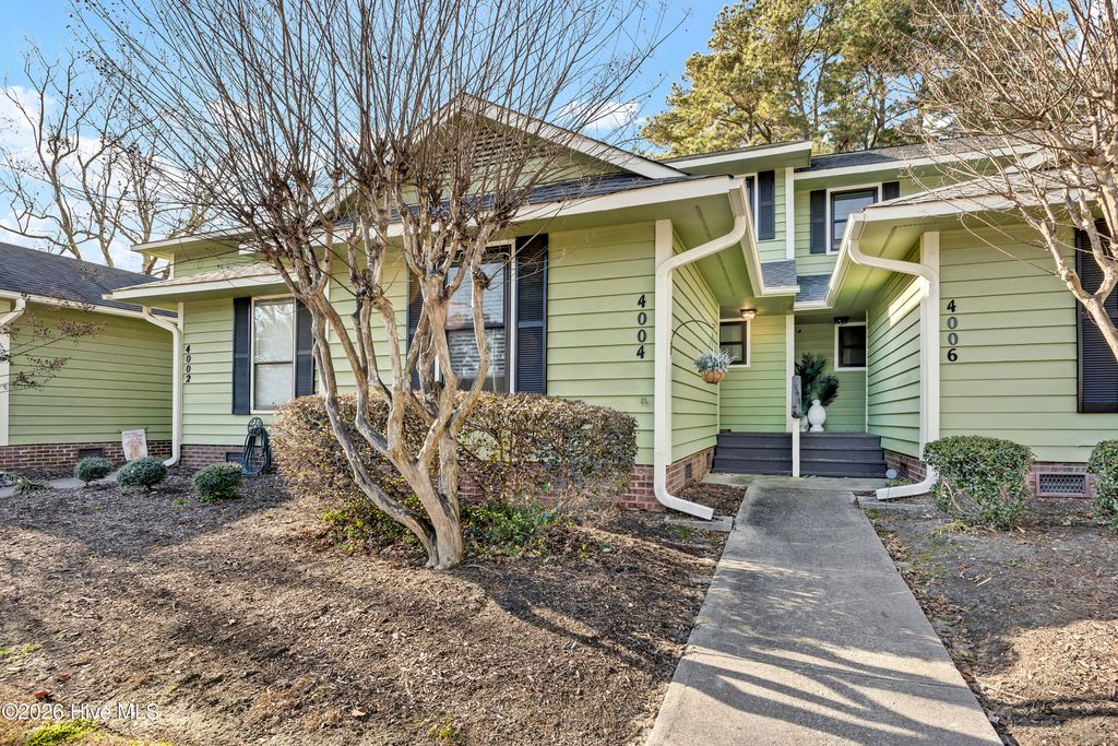 4004 Echo Farms Boulevard, Wilmington, NC 28412