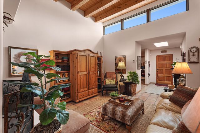 2716 Herradura Road D, Santa Fe, NM 87505