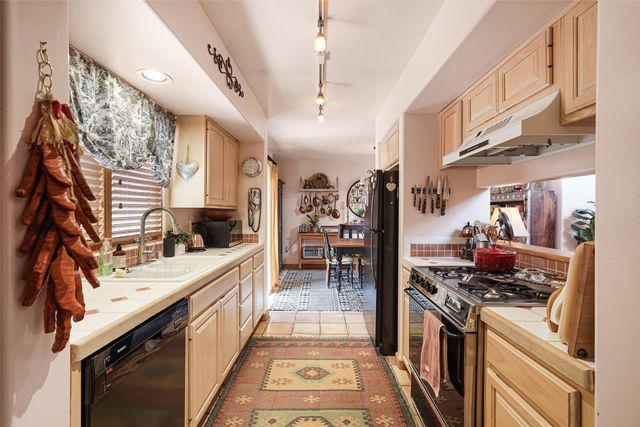 2716 Herradura Road D, Santa Fe, NM 87505