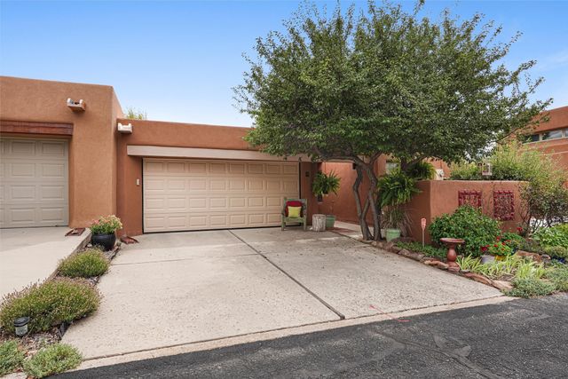 2716 Herradura Road D, Santa Fe, NM 87505