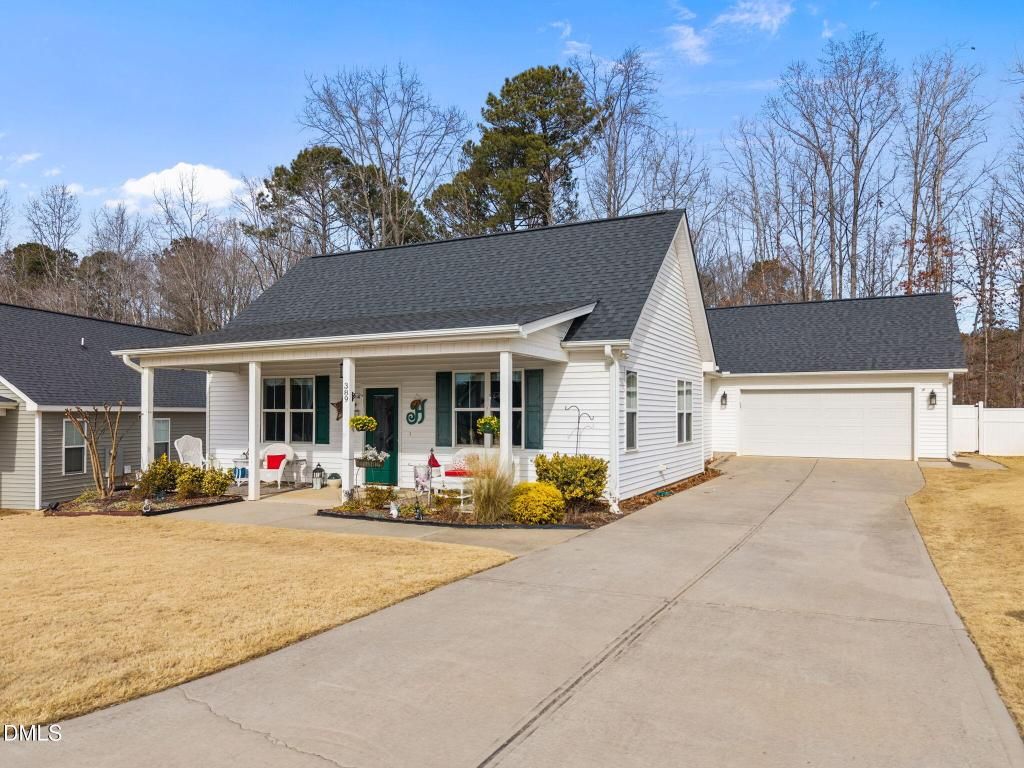 389 Ashley Woods Court, Clayton, NC 27527