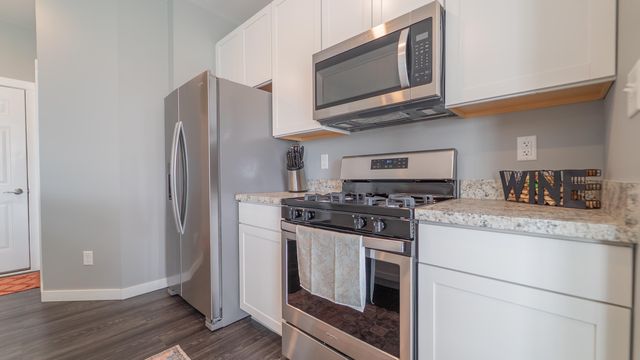 425 Briarwood Lane, Lowell, IN 46356