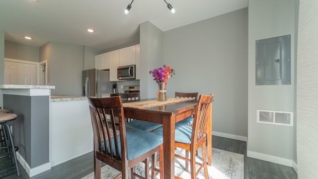 425 Briarwood Lane, Lowell, IN 46356