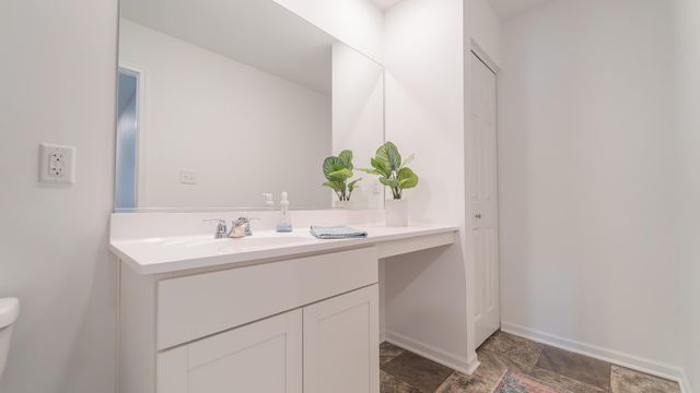 425 Briarwood Lane, Lowell, IN 46356