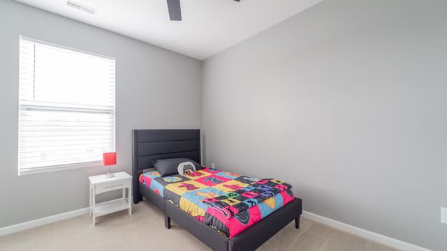 425 Briarwood Lane, Lowell, IN 46356