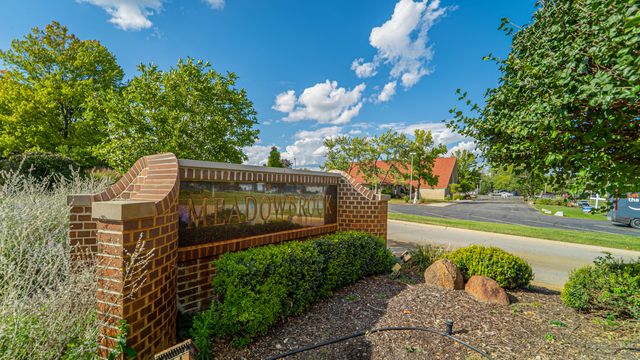 425 Briarwood Lane, Lowell, IN 46356