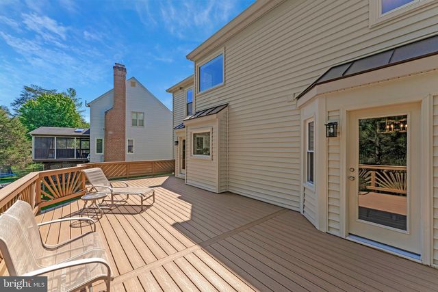 15131 WETHERBURN DR, Centreville, VA 20120