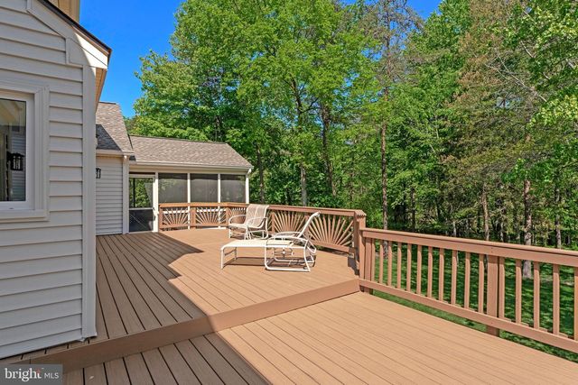 15131 WETHERBURN DR, Centreville, VA 20120