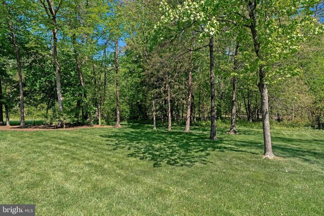 15131 WETHERBURN DR, Centreville, VA 20120