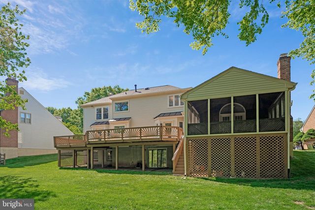 15131 WETHERBURN DR, Centreville, VA 20120