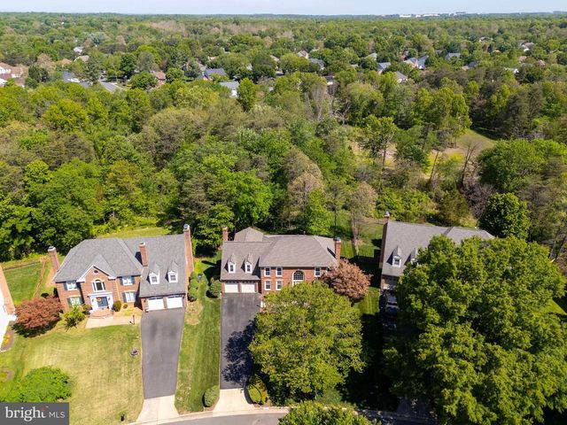 15131 WETHERBURN DR, Centreville, VA 20120