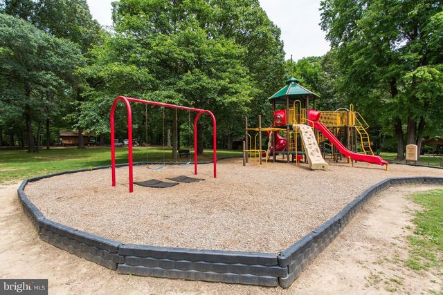 15131 WETHERBURN DR, Centreville, VA 20120