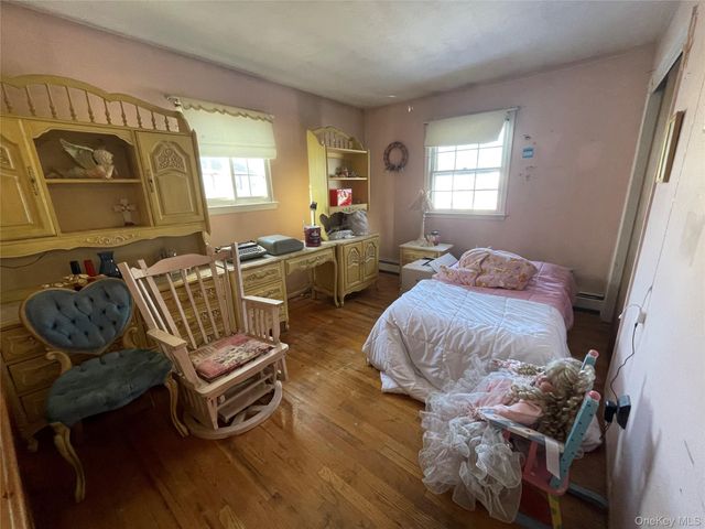 840 Robin Court, Baldwin, NY 11510