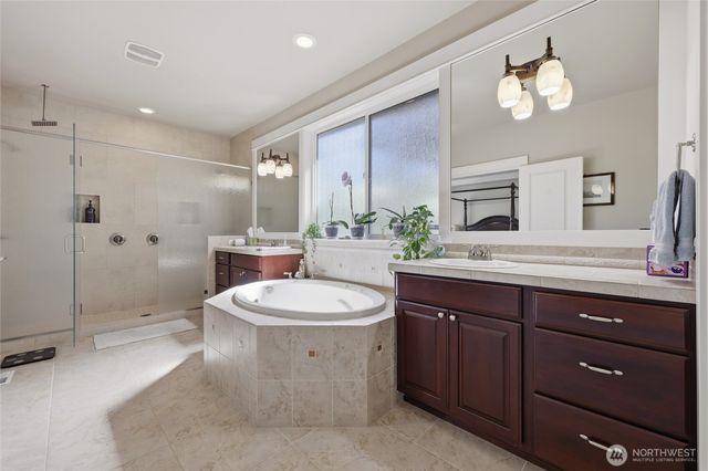 9020 Merrill Court NE, Lacey, WA 98516