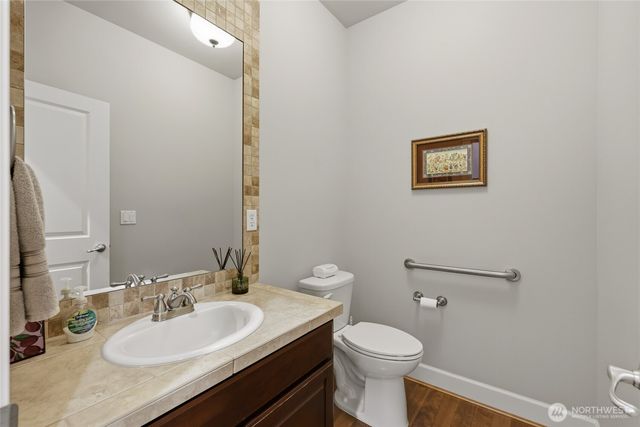 9020 Merrill Court NE, Lacey, WA 98516