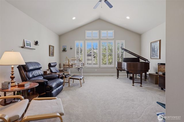 9020 Merrill Court NE, Lacey, WA 98516