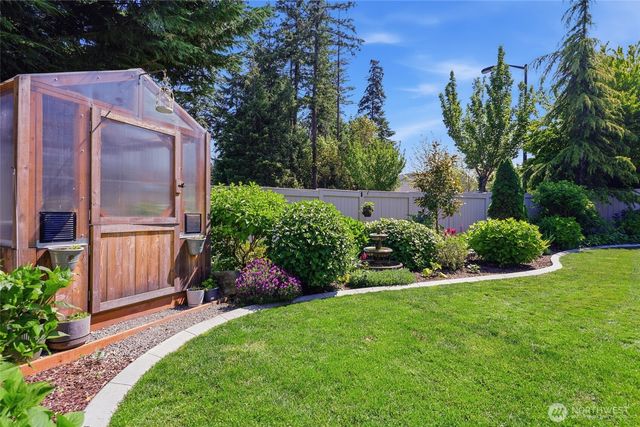 9020 Merrill Court NE, Lacey, WA 98516