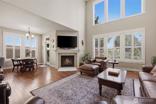 9020 Merrill Court NE, Lacey, WA 98516