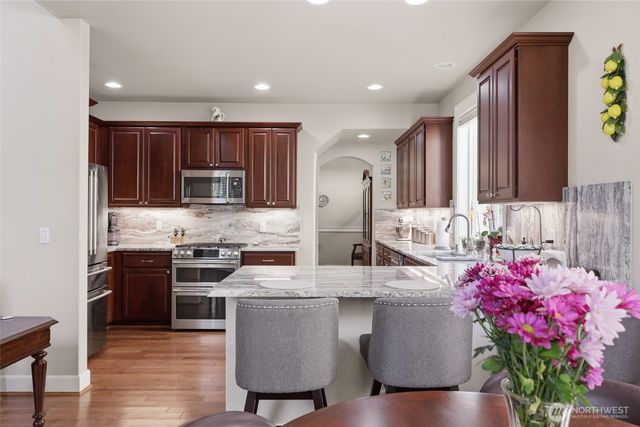 9020 Merrill Court NE, Lacey, WA 98516