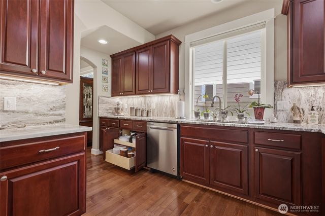 9020 Merrill Court NE, Lacey, WA 98516