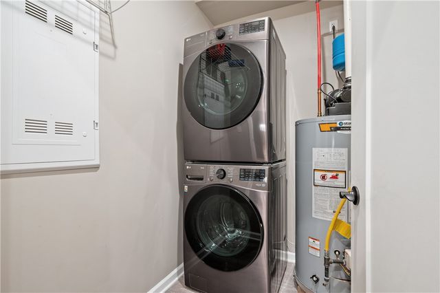 3809 Liberty Ave 303, Lawrenceville, PA 15201