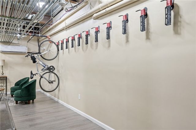 3809 Liberty Ave 303, Lawrenceville, PA 15201