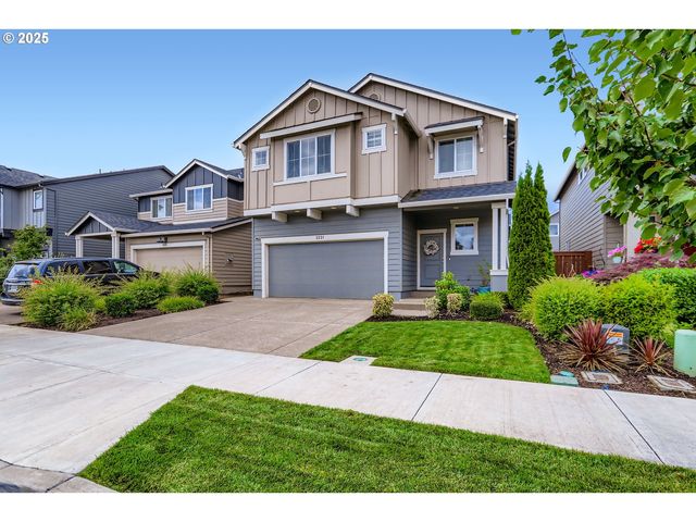 2221 BEN BROWN Dr, Woodburn, OR 97071