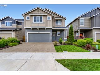 2221 BEN BROWN Dr, Woodburn, OR 97071