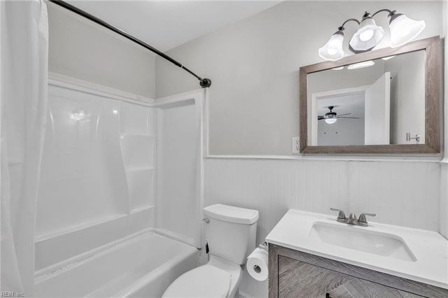 1058 Clipper DR, Hampton, VA 23669