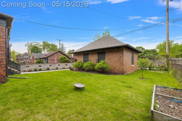 140 Longfellow Street, Detroit, MI 48202
