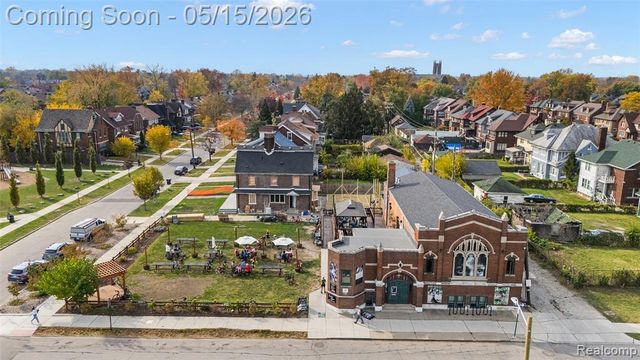 140 Longfellow Street, Detroit, MI 48202