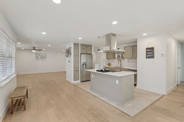 6257 Fenway Street, Dallas, TX 75217