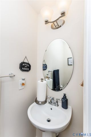 11556 Claimont Mill Dr, Chester, VA 23831