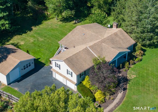 111 Woodfield Crossing, Glastonbury, CT 06033