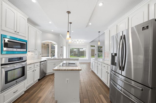 2214 Lytham Lane, Katy, TX 77450