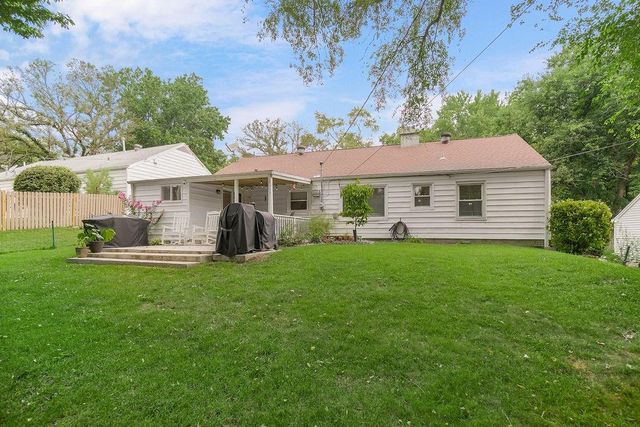 2613 W 76th Street, Prairie Village, KS 66208