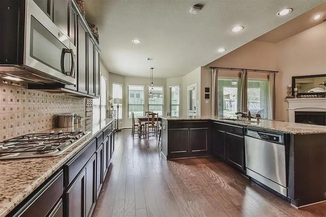 143 Deerfield Meadow Drive, Conroe, TX 77384