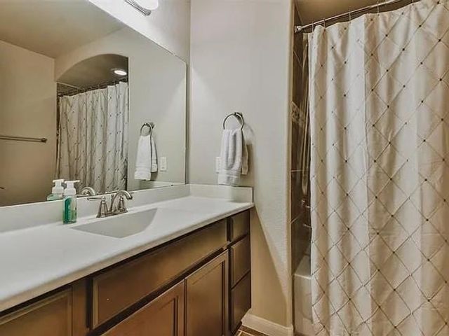 143 Deerfield Meadow Drive, Conroe, TX 77384