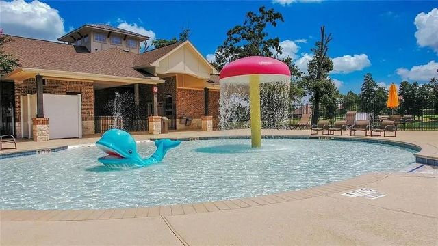 143 Deerfield Meadow Drive, Conroe, TX 77384