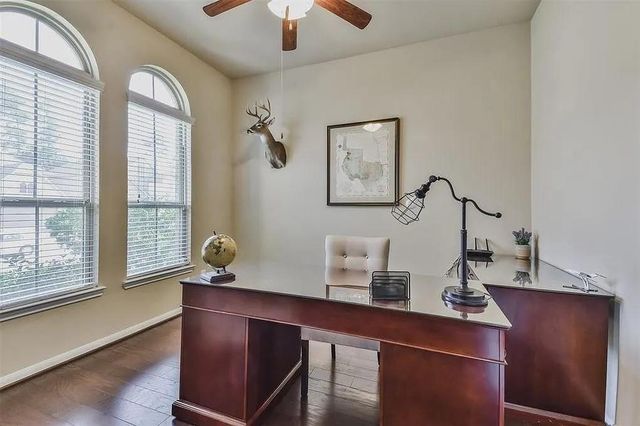 143 Deerfield Meadow Drive, Conroe, TX 77384