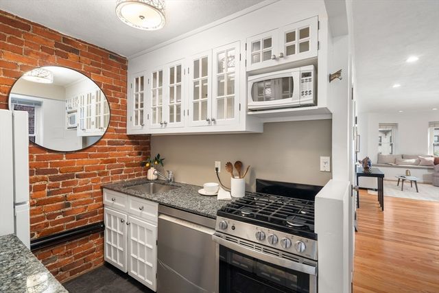11 Albemarle Street C, Boston, MA 02115