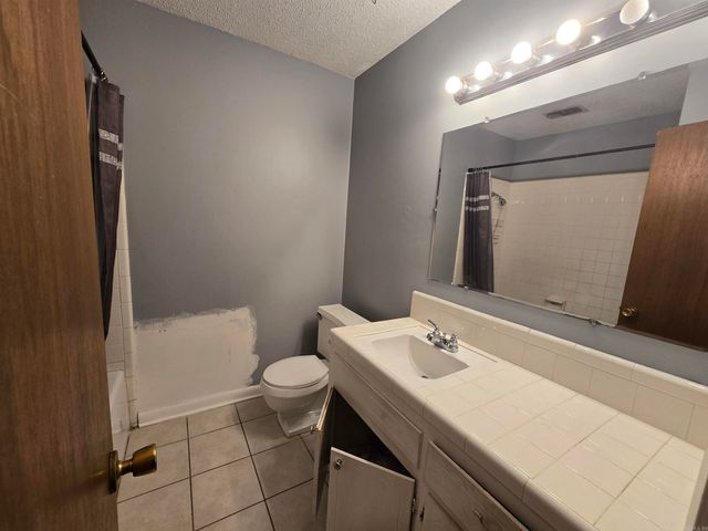 35 Bradford Drive, Little Rock, AR 72227