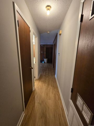 35 Bradford Drive, Little Rock, AR 72227