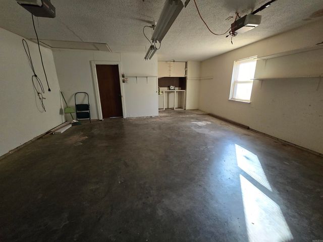 35 Bradford Drive, Little Rock, AR 72227