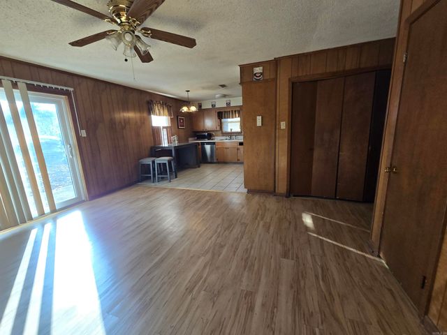 35 Bradford Drive, Little Rock, AR 72227