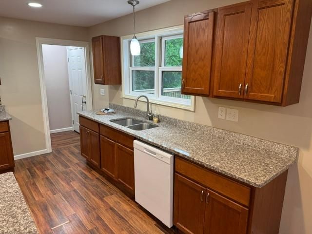 9934 Maple Avenue, Bloomington, MN 55431