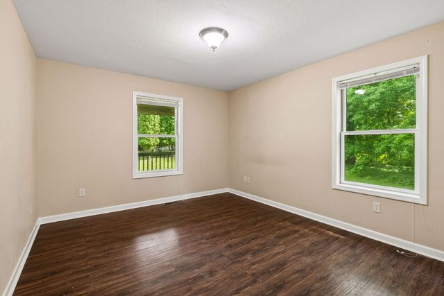 9934 Maple Avenue, Bloomington, MN 55431
