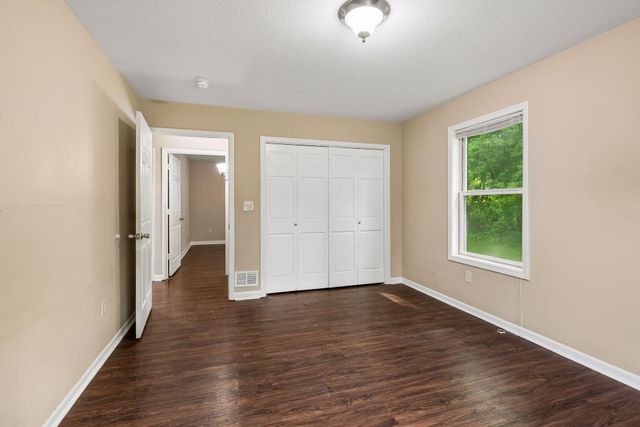 9934 Maple Avenue, Bloomington, MN 55431