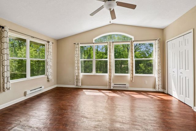 9934 Maple Avenue, Bloomington, MN 55431